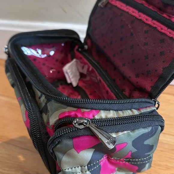 Lug Mini Trolley Bag in pink camo, NEW - Picture 4 of 10